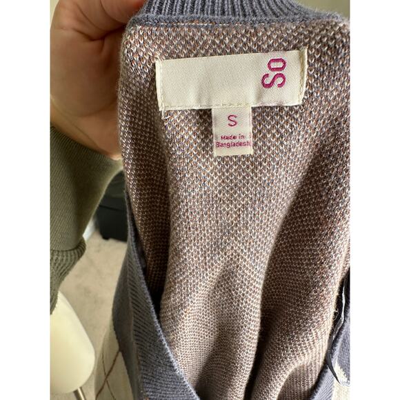 blue/brown argyle cropped button down sweater top, size small - Picture 6 of 6